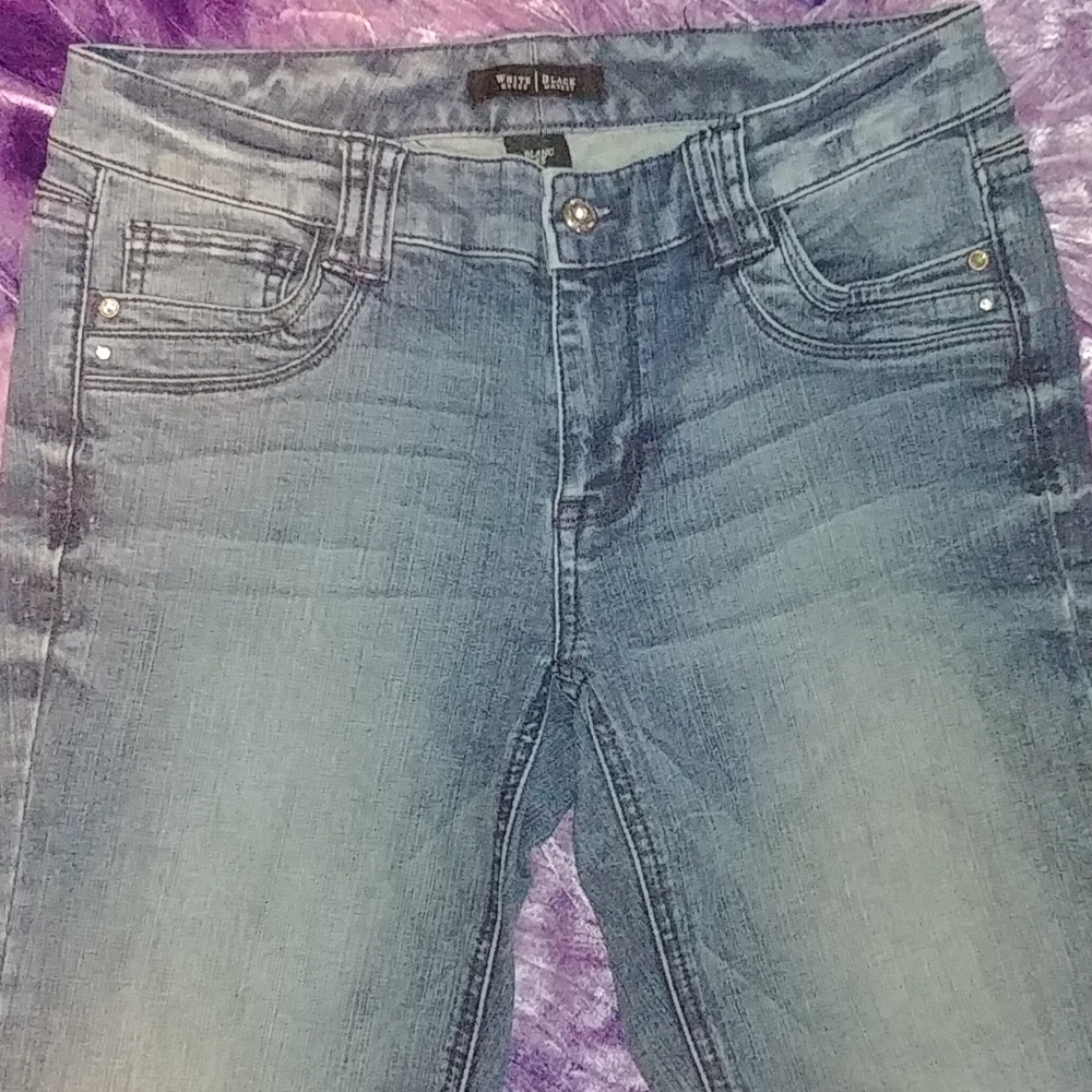 ⏳🌸3/$25 SALE🌸⏳ Women's Jeans
